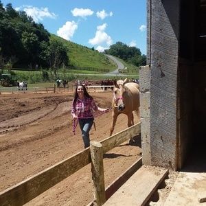 Meet your Posher, Madison